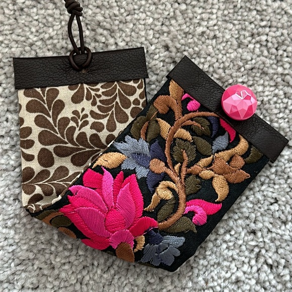 Unique Vintage Fabric Cuff Bracelet #823 Hand sewn by Violette Grace - Picture 2 of 4